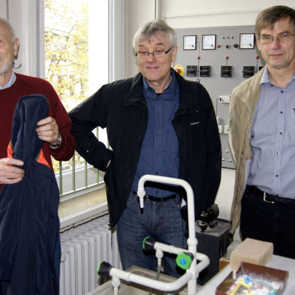 Lehrer unter sich: Herr Liemke, Herr Pfeifer und Karl-Heinz